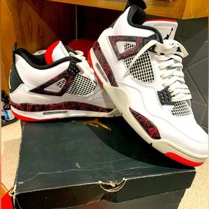 Jordan 4 Retro Nostalgia
